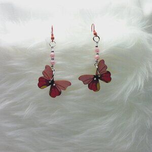 No1227 Pretty handmade earrings with butterflies buttons